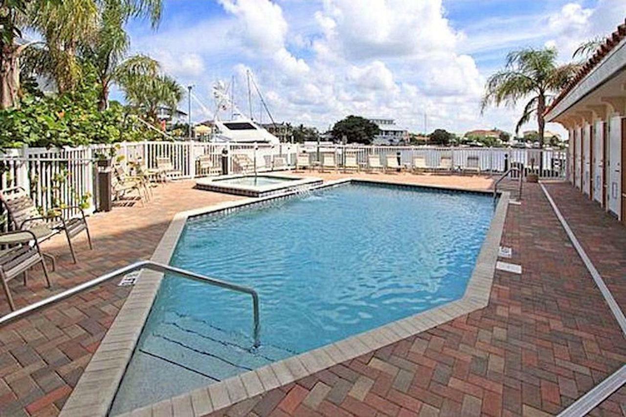 Luxury 5 Star Condominium Water Front 3 Beds 2 Bath Pool Hot-Tub Beach And City Views Clearwater Beach Exterior foto